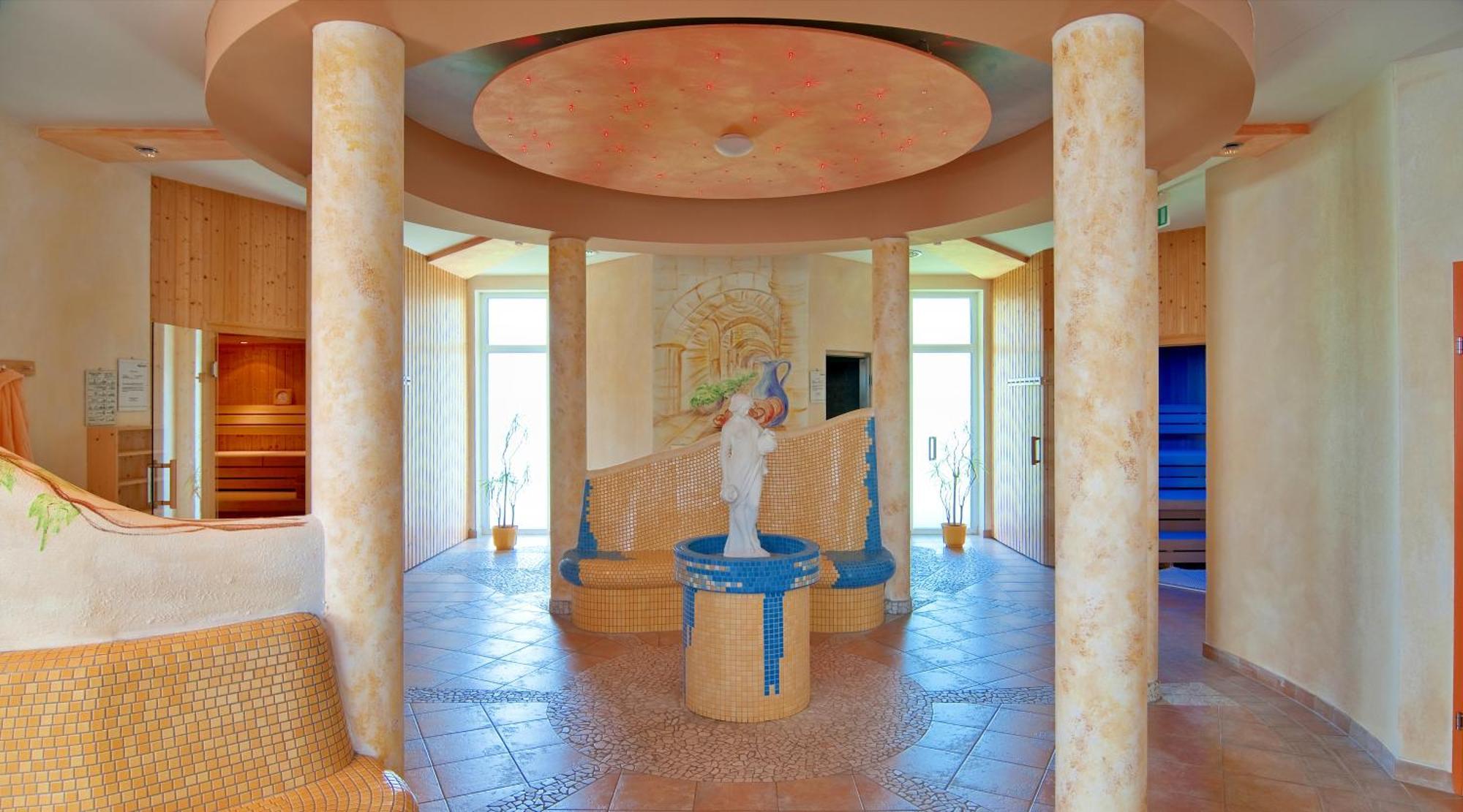 Erlebnis-Hotel-Appartements Latschach ober dem Faakersee Ngoại thất bức ảnh