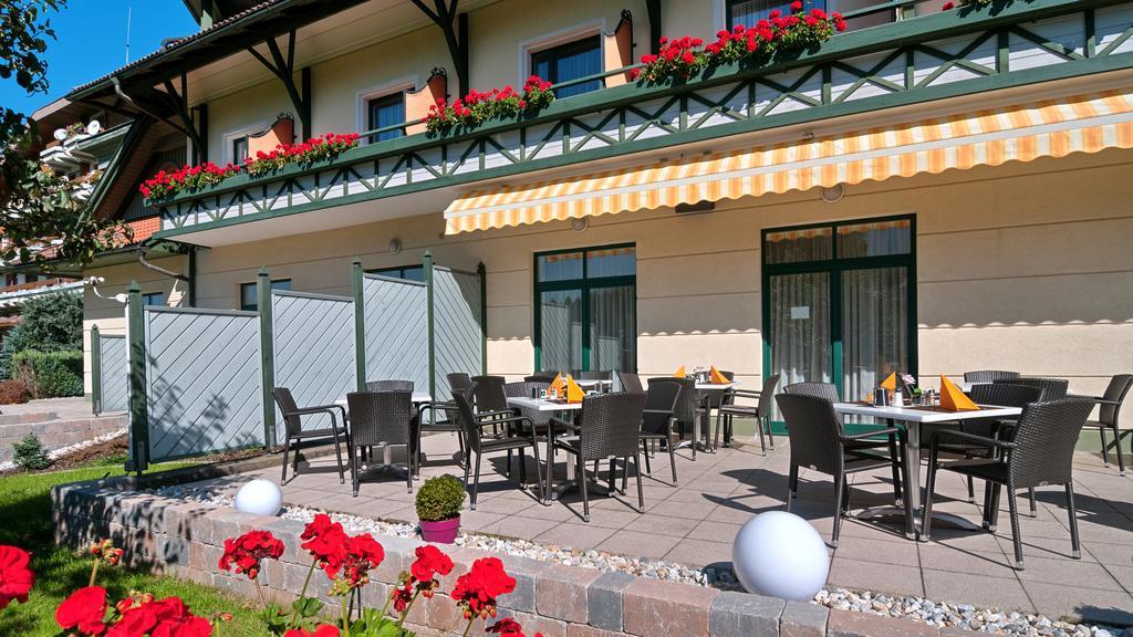 Erlebnis-Hotel-Appartements Latschach ober dem Faakersee Ngoại thất bức ảnh