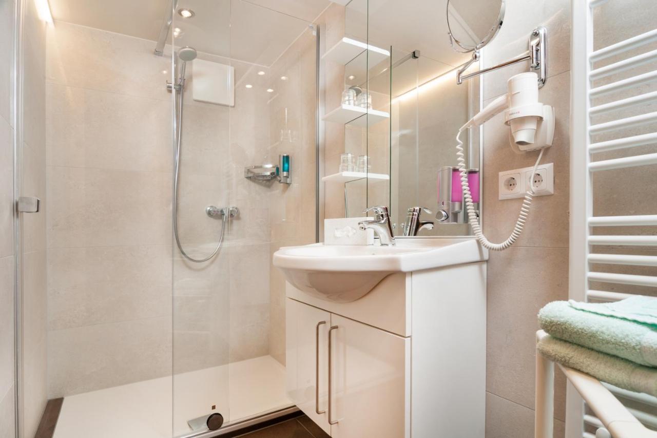 Erlebnis-Hotel-Appartements Latschach ober dem Faakersee Ngoại thất bức ảnh